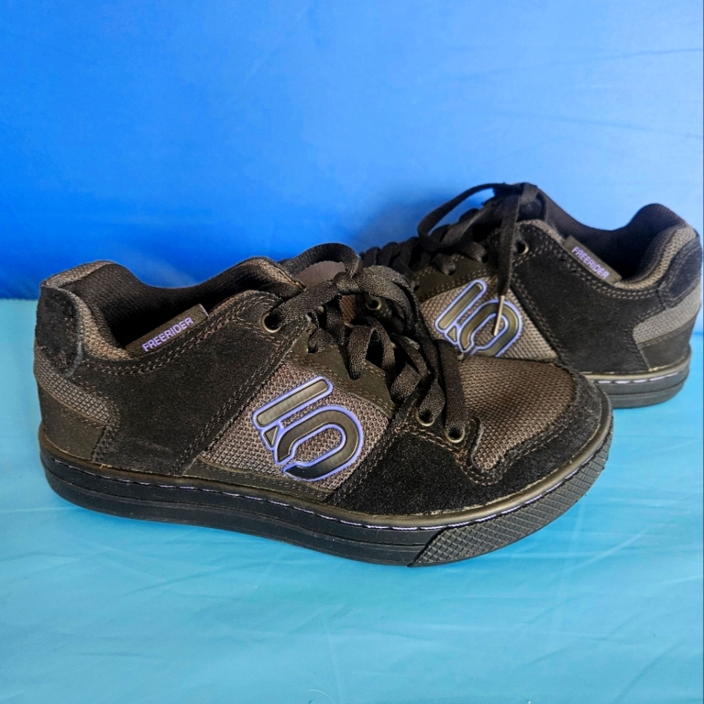 Adidas 5.10 Five Ten Freerider Flat Pedal MTB Bike Skate Shoes 6.5 Purple Black